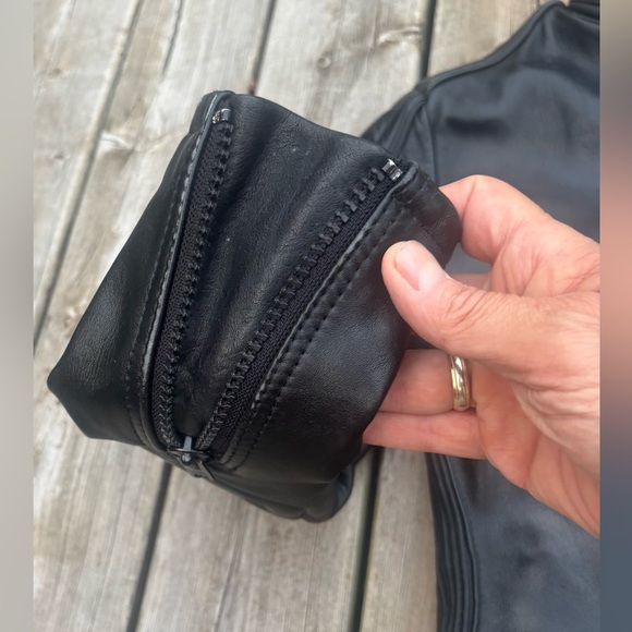 Vintage 90's Women's Black Leather Motorcycle Jacket Size Small - Picture 5 of 13